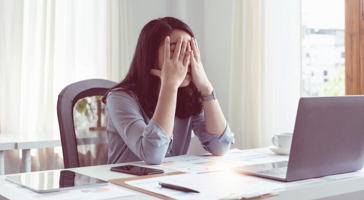 Participanți la program în timpul unei sesiuni interactive